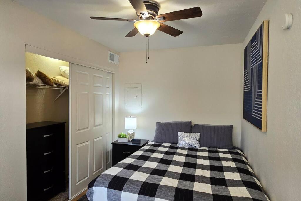 Cozy Updated Cove Of Heaven, 5Mins To Lake Hefner! Oklahoma City Ngoại thất bức ảnh