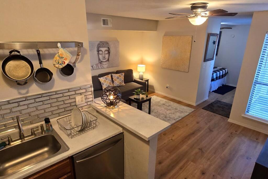 Cozy Updated Cove Of Heaven, 5Mins To Lake Hefner! Oklahoma City Ngoại thất bức ảnh