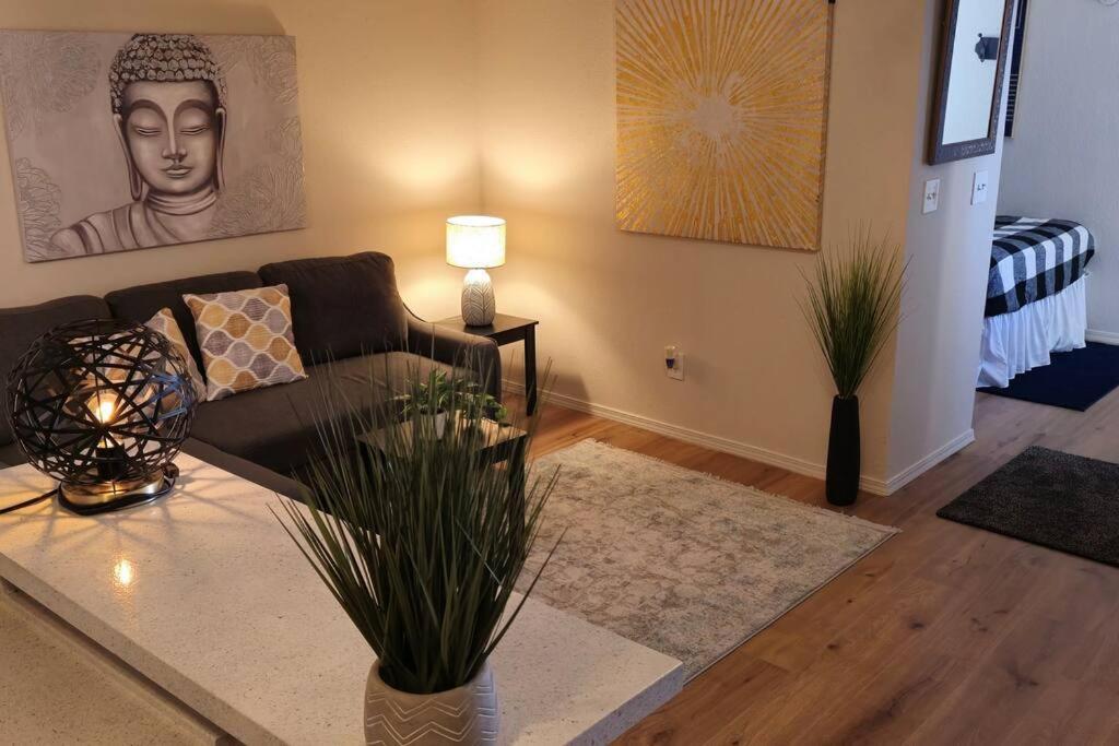 Cozy Updated Cove Of Heaven, 5Mins To Lake Hefner! Oklahoma City Ngoại thất bức ảnh